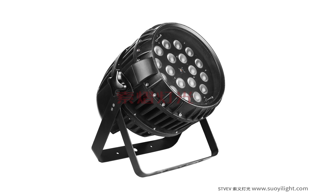 18顆10W led調(diào)焦防水帕燈
